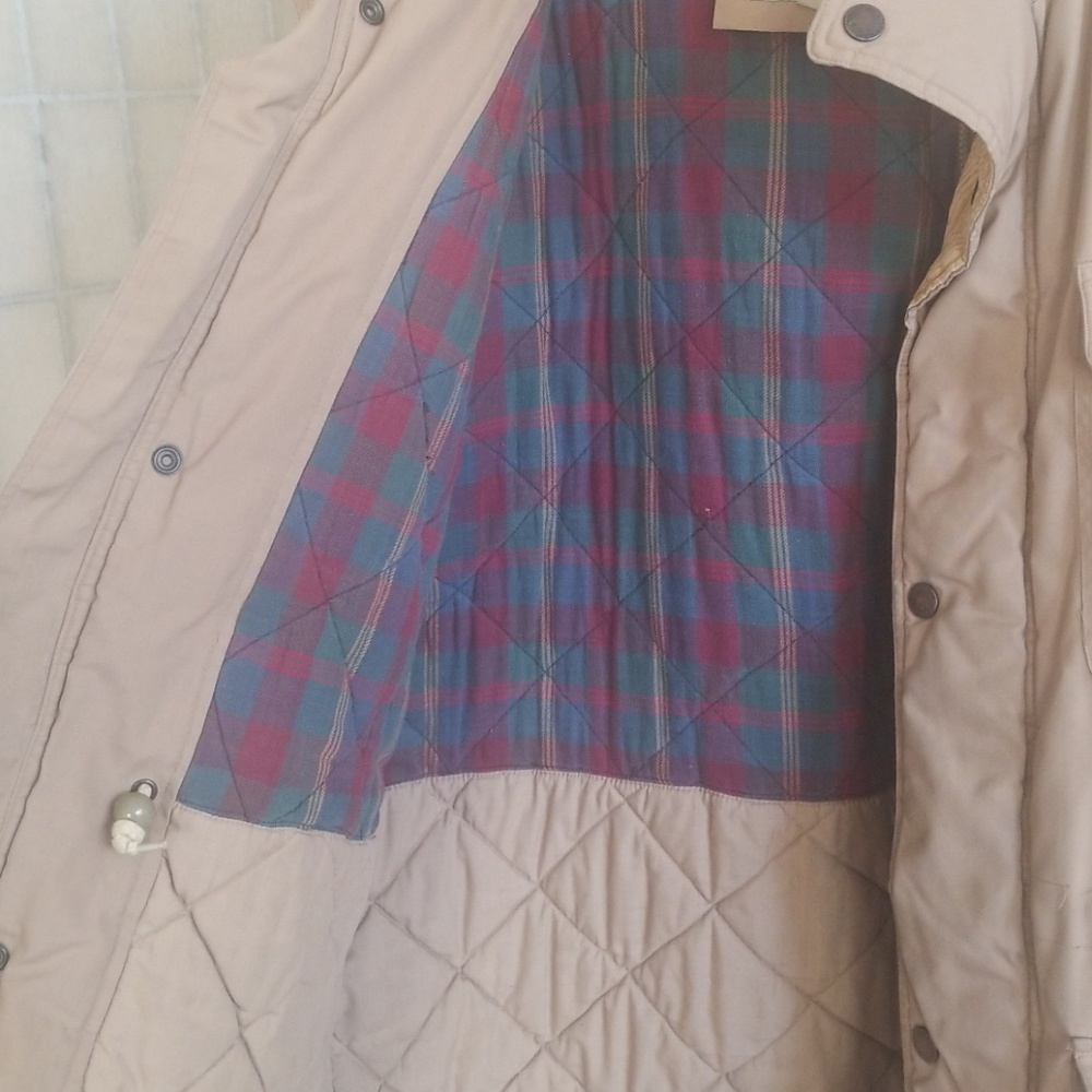 Coat - Picture 3 of 6